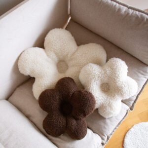 Teddy Tyyny Daisy