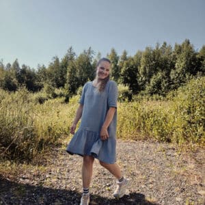 Harso Röyhelömekko Pensasmustikka